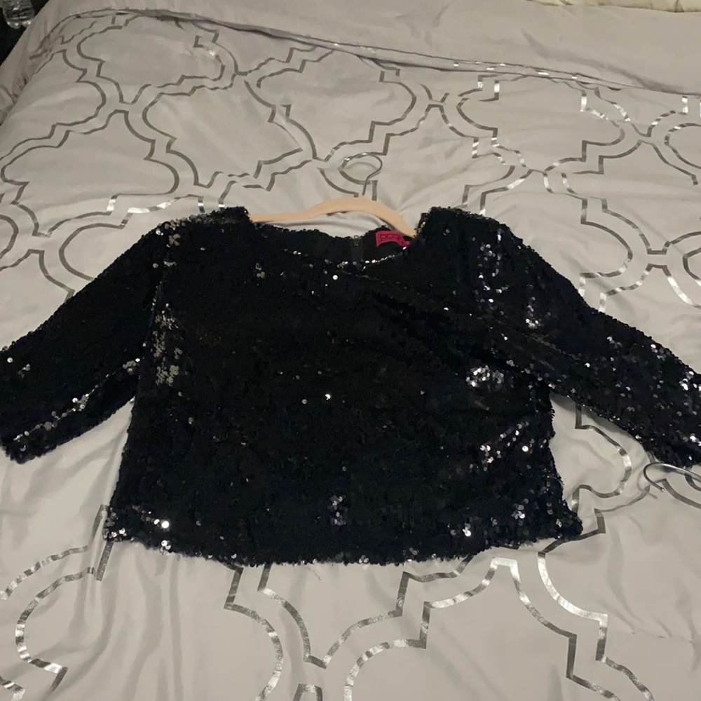 Black/Silver Half Shirt